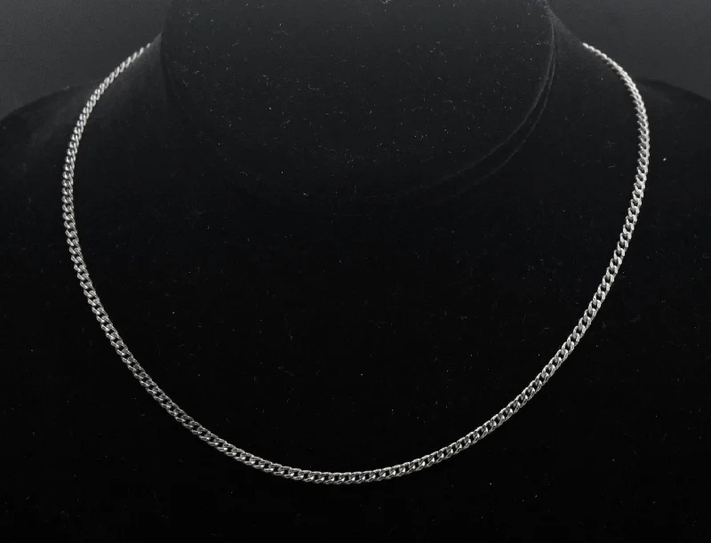 luxury fashion necklaces for women -women’s elegant silver necklaces -Vintage Sterling Silver Curb Link Chain Necklace - 15.75"