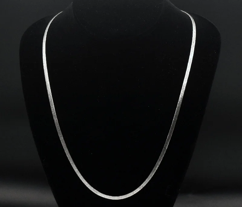 stylish modern necklaces for women -luxury fashion necklaces for women -Vintage Sterling Silver Italian Herringbone Chain Necklace - 24"