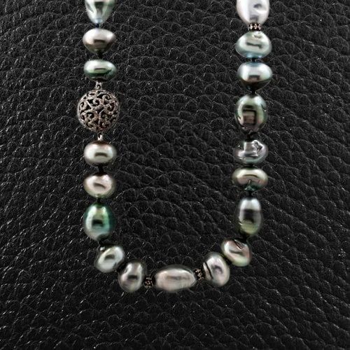 unique necklaces for women -unique necklaces for women -Baroque Tahitian Pearl Necklace