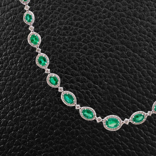 elegant necklaces for women -elegant necklaces for women -Emerald & Diamond Necklace