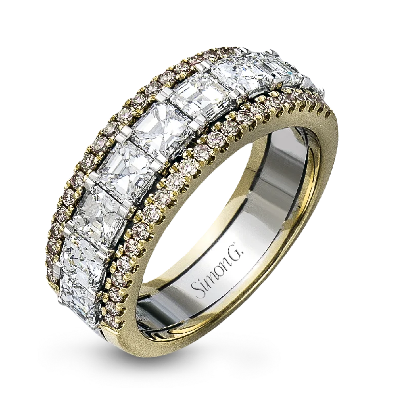 large diamond engagement rings -high-end necklaces for women -Anniversary Ring In 18k Gold With Diamonds