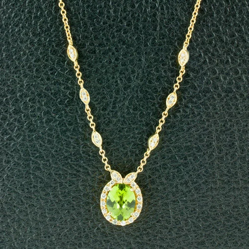 classic necklaces for women -classic necklaces for women -Peridot & Diamond Necklace