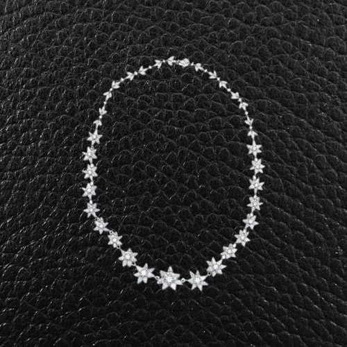 designer choker necklaces for women -women’s engagement pendant necklaces -Diamond Flower Necklace